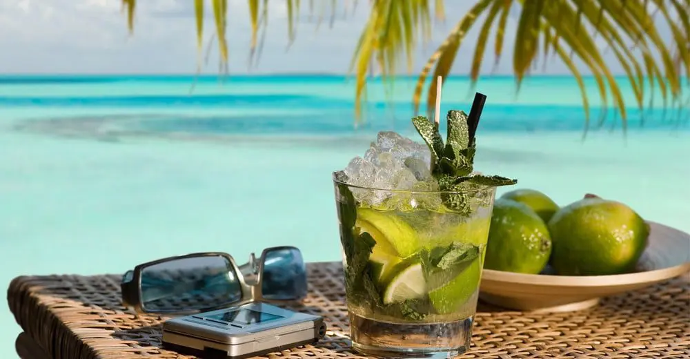 Capriniha_cocktail_KarryOn