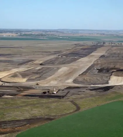 Qantas takes first step into Wellcamp Airport