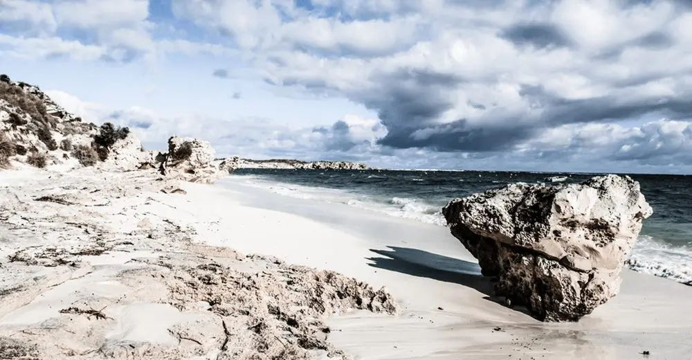 Aussies reveal top 10 travel destinations for 2014