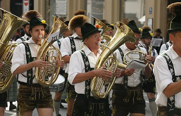 Scenic's 30 wonders of the world & 30th birthday sale 104 o1