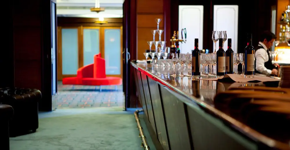 Pop open the Christmas Crackers at Canberra’s most iconic venue