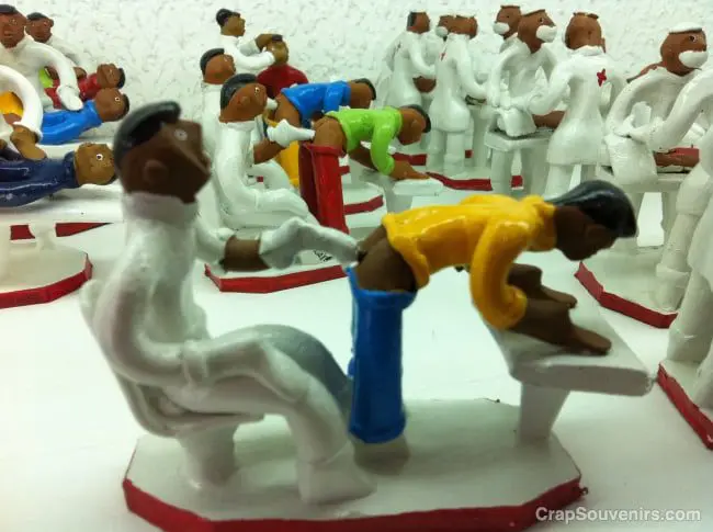 The worst souvenirs from around the world 31 photo_br2