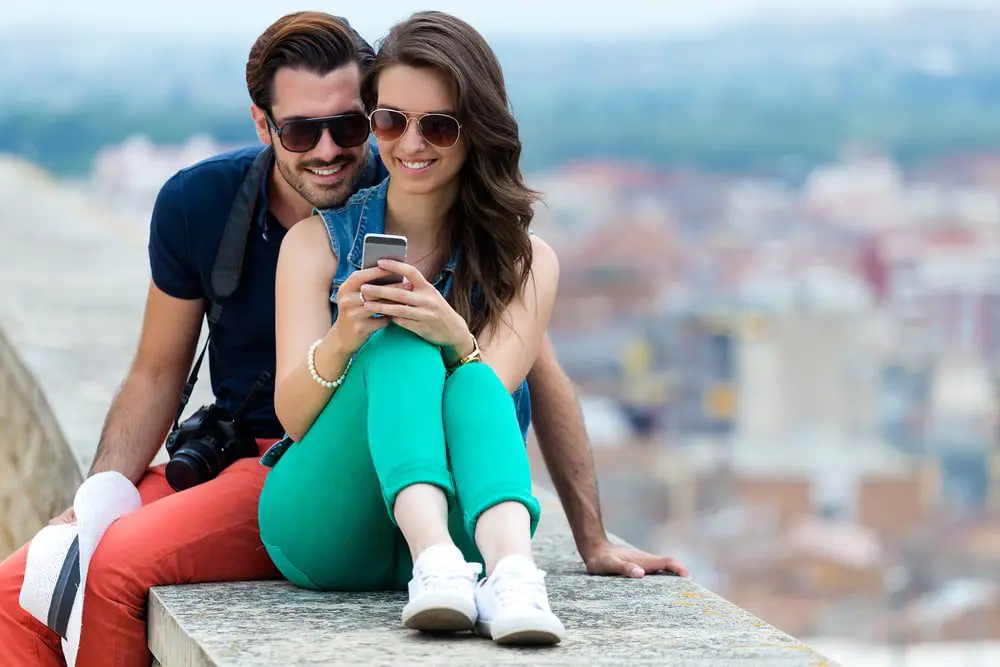 Discover a city by following the footsteps of locals