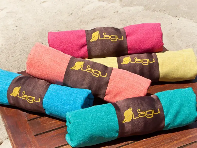 #KOGiftGuide: Stumped for gifts for the beach lover in your life? 22 800x600xblanketslide_0006_7.jpg.pagespeed.ic.Z0cj_ke87L