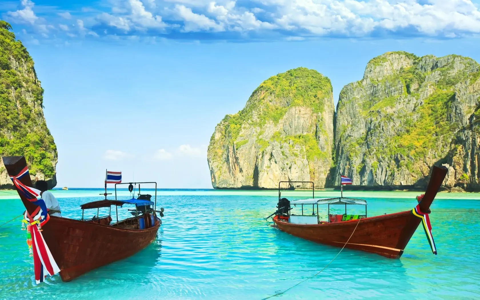 Are these the 6 most wallpaper worthy beaches? 24 Phi-Phi-Islands-1680x1050-wallpaperz.co