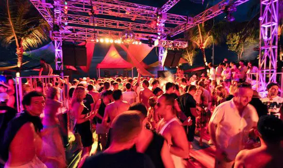 Top 7 wildest beach parties around the world 24 kuta