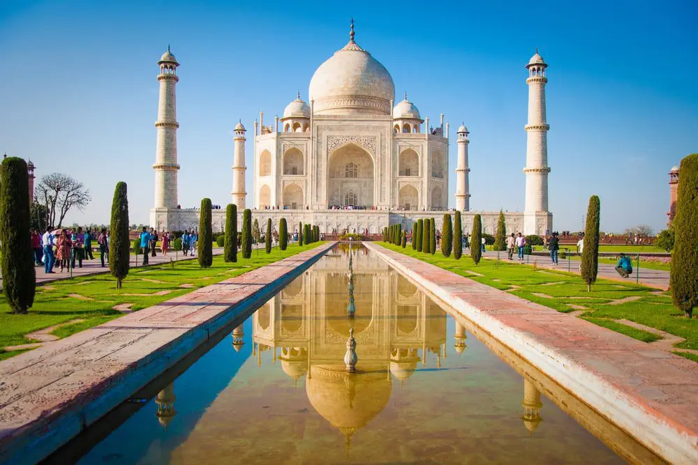 The top 50 tourist attractions in the world (Part 1)