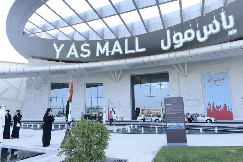 City Guide: Shimmering Abu Dhabi 17 10854193_425551150930208_7683576988649958803_o