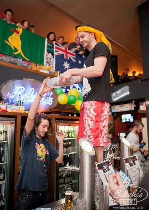 484033_574651269279500_797398455_n