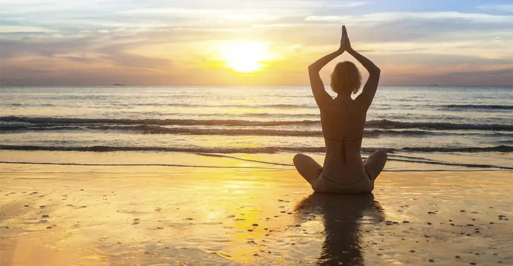 One in three Aussies will travel solo in 2015