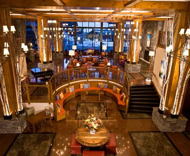 Top 6 proposal packages 23 5. Stowe Mountain Lodge