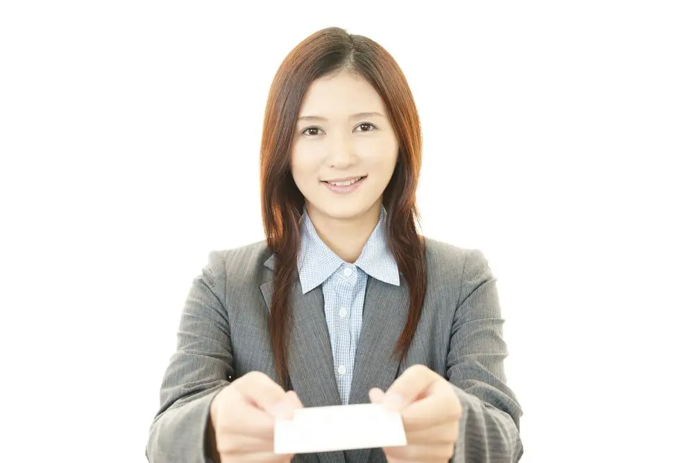 Watch your manners - Japanese business etiquette 19 shutterstock_211863391