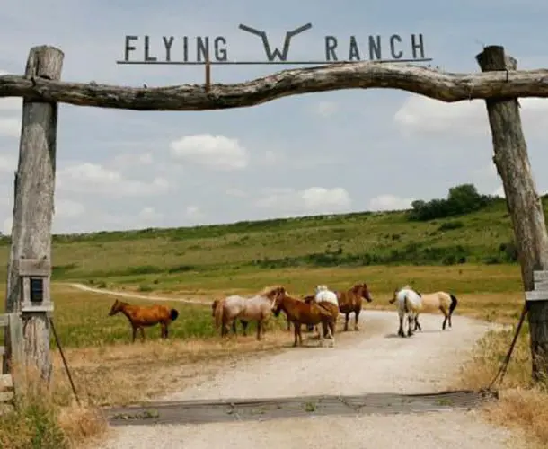 6 Authentic American adventures 24 America 6