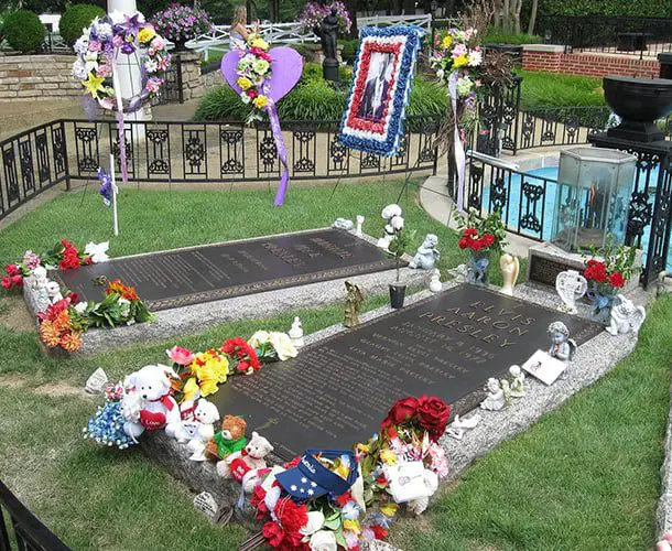 10 things you never knew you could do at Graceland 35 Elvis 2
