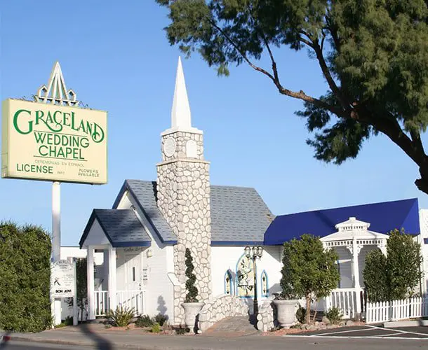 10 things you never knew you could do at Graceland 36 Elvis 3