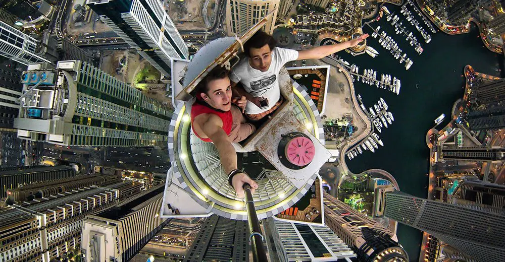 Selfie Stick vs GoPro