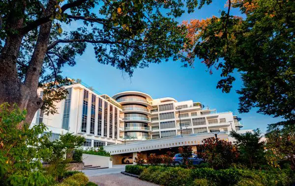 Tues 3 Mar: 10 travel stores you need to know today 25 Mantra in Tasmania