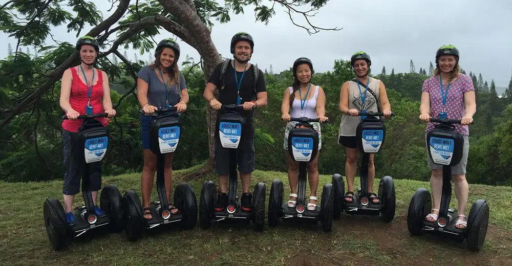 Agents discover New Caledonia