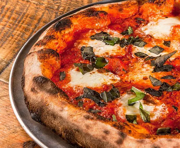 We pick the Top 10 pizza places in the USA. Been to any? 34 Somerville, MA A4 Pizza
