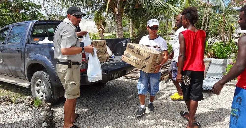 Emergency aid reaches Vanuatu's outer islands