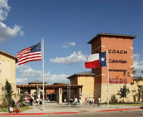 Best outlet shopping in America 23 Victoria story 2