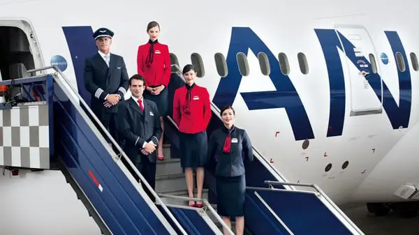 4 reasons to book clients on LAN's new 787 to Sydney 18 LAN clean flying