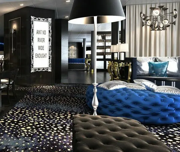 P&O Blue Room