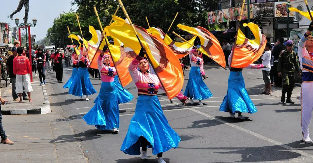 Buffalo Tours goes to Indonesia