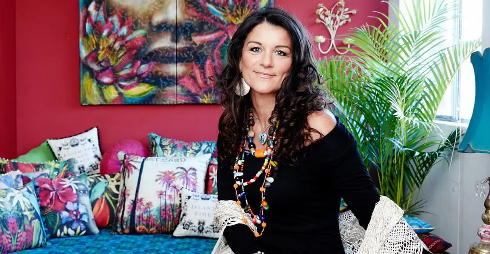 Artists love new art tours of Tahiti