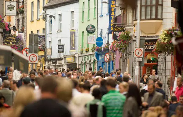 CHARMING, HISTORIC & VIBRANT: Why Ireland’s cities are a must visit 3 karryon-ireland-charming-galway