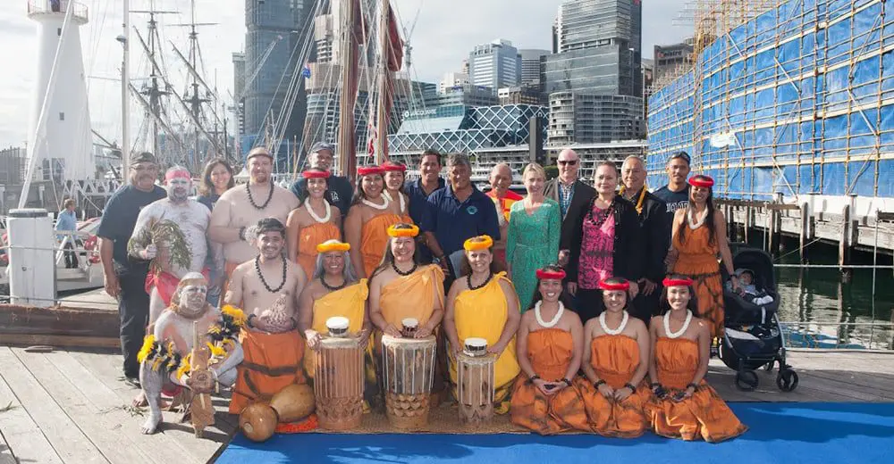 Hōkūleʻa sails into Sydney