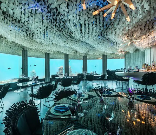 Underwater nightclub returns with a makeover 2 underwatermiddle2