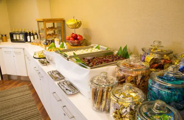 Hawaiian Airlines lounge