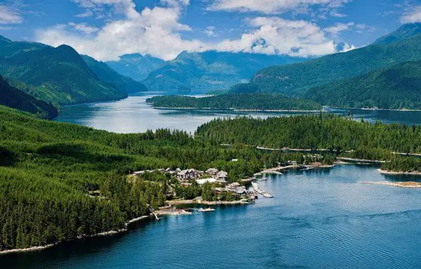 What's new for Rocky Mountaineer in 2018? Lots & it's very exciting! 41 son1