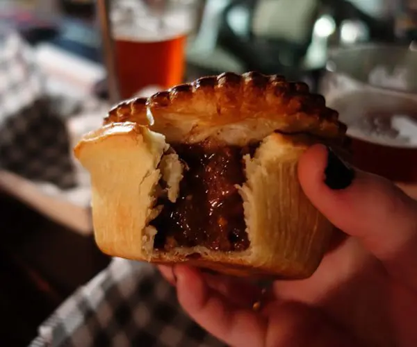 Food Review: beer and pie à la goat 26 5