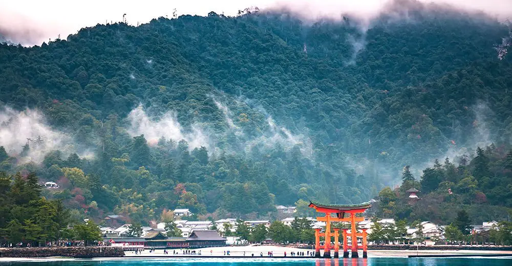 GO SOUTH IN JAPAN AND BE AMAZED BY ITS CHARM, NATURE AND DIVERSITY