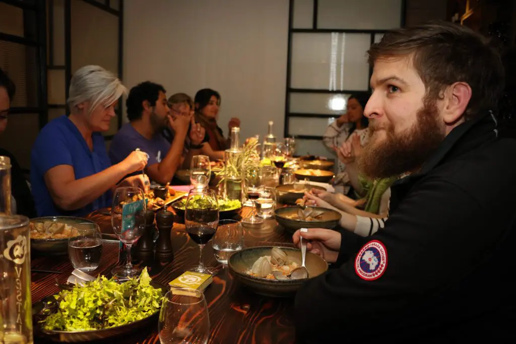 Gadventures_Microfamil_karryon