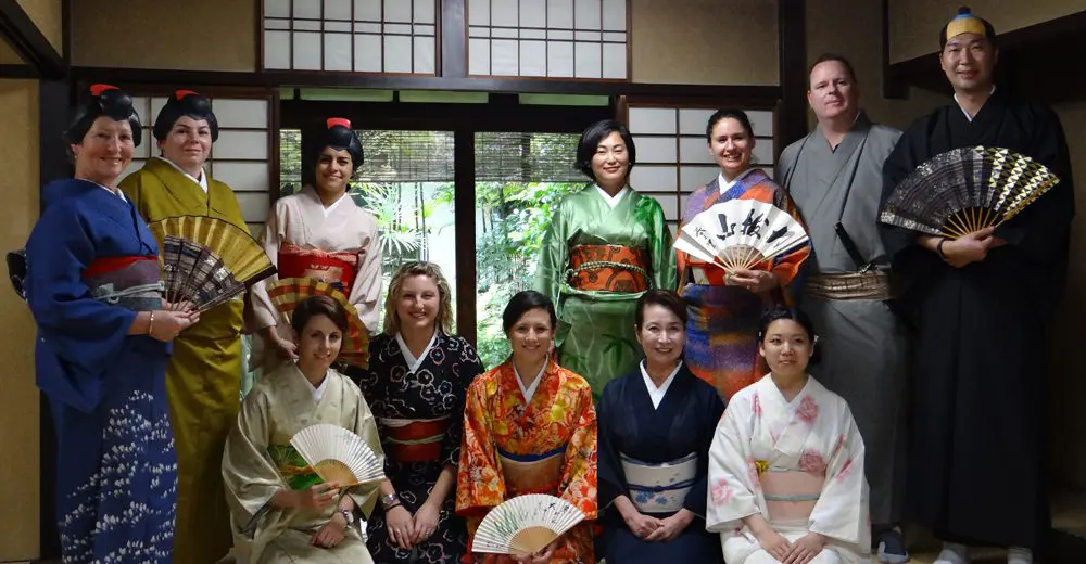 Agents travel down Japan's Golden Route