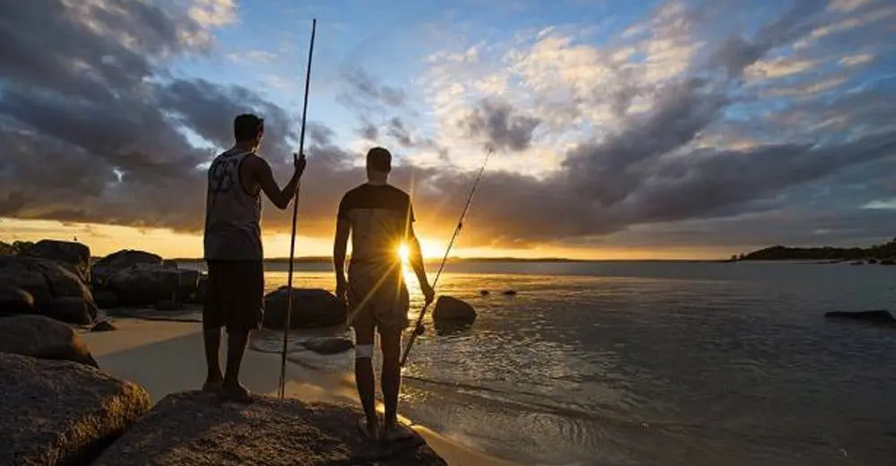 Tourism Australia aims to move online bookings with Expedia