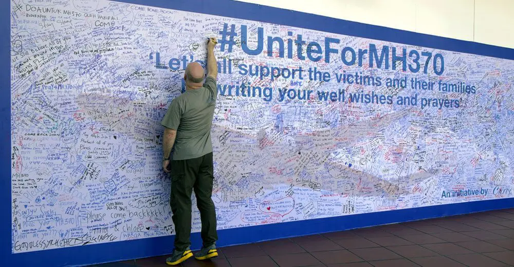 New debris found on Reunion Island