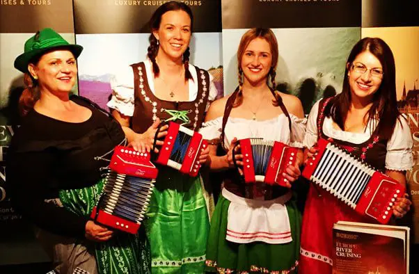 Thurs 13 Aug: 10 travel news stories you need to know today 32 travel news travel agent Scenic