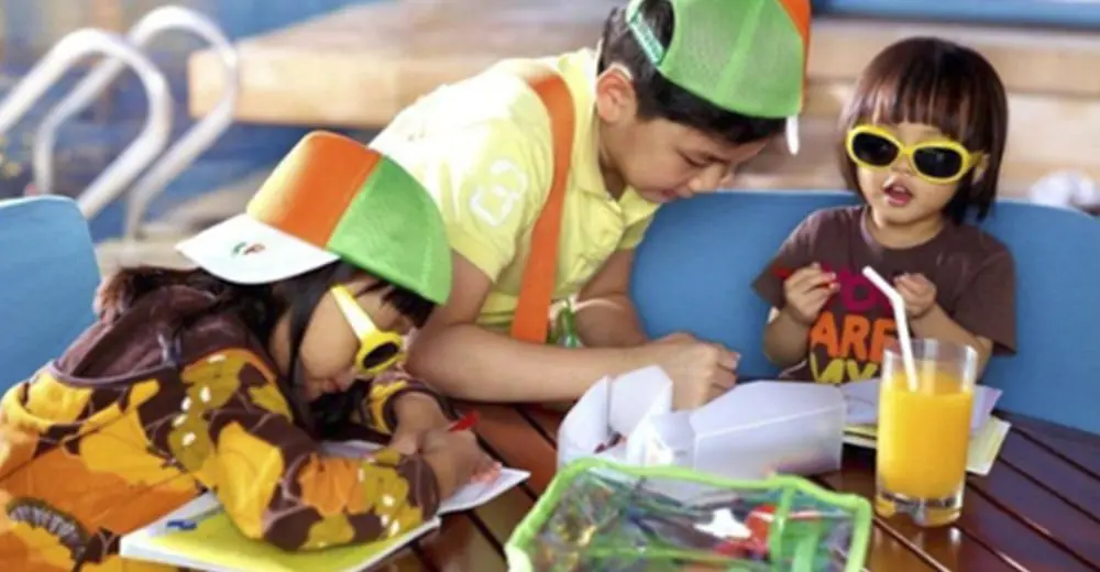 Little people at Cordis, Hong Kong