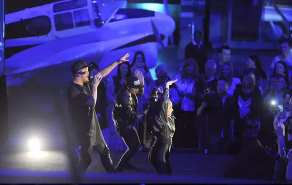 The largest New Zealand famil begins 3 Air NZ 6