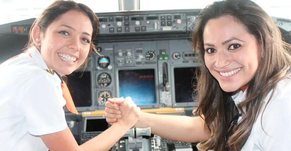 Tues 22 Sep: 10 travel news stories you need to know today 34 GOL pilots