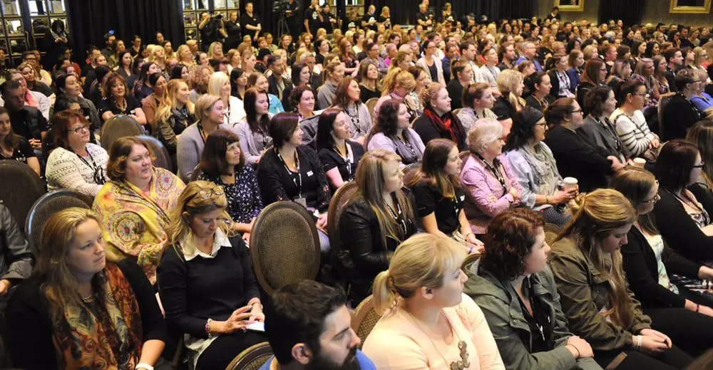The largest New Zealand famil begins