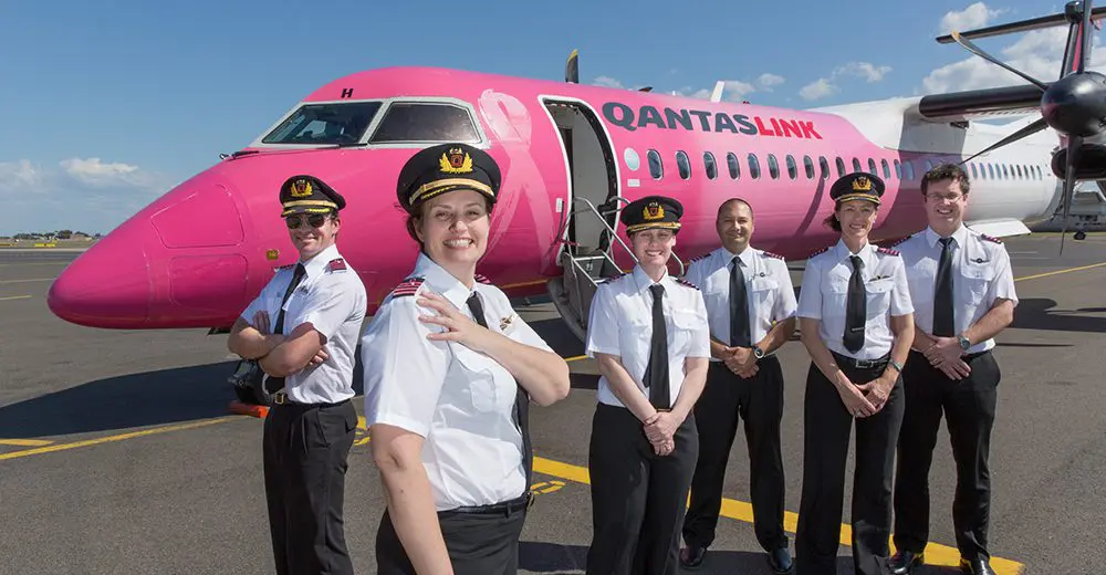 Qantas pilots will 'FlyPink'