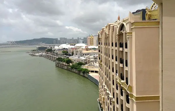 Luxury hotels in Macao are in the biz of delivering the exceptional – every time! 34 legend