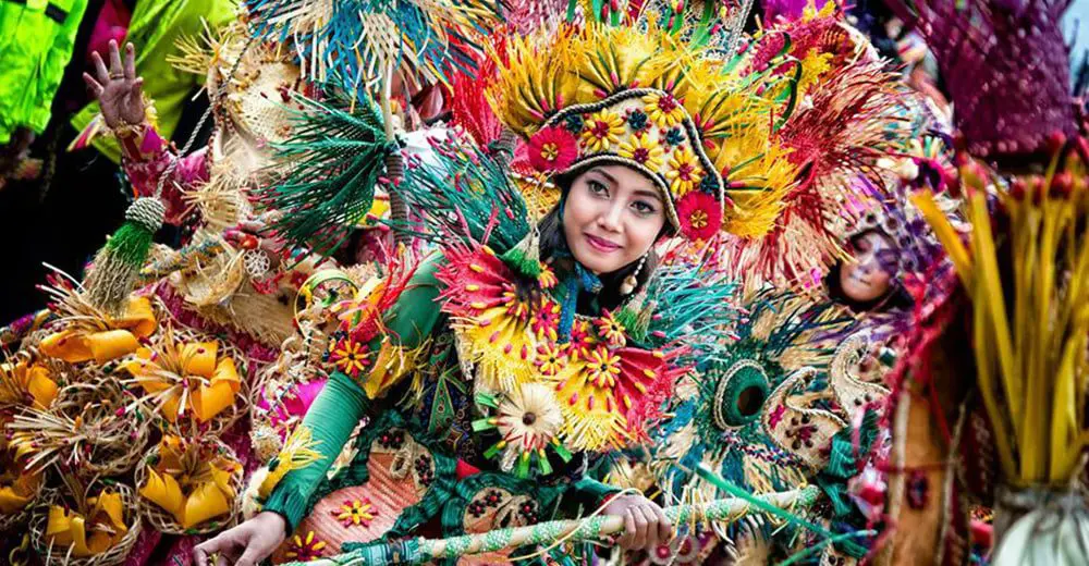 Macau prepares for festive annual parade