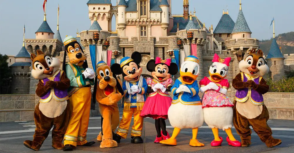 The most popular places to check in on Facebook in 2015