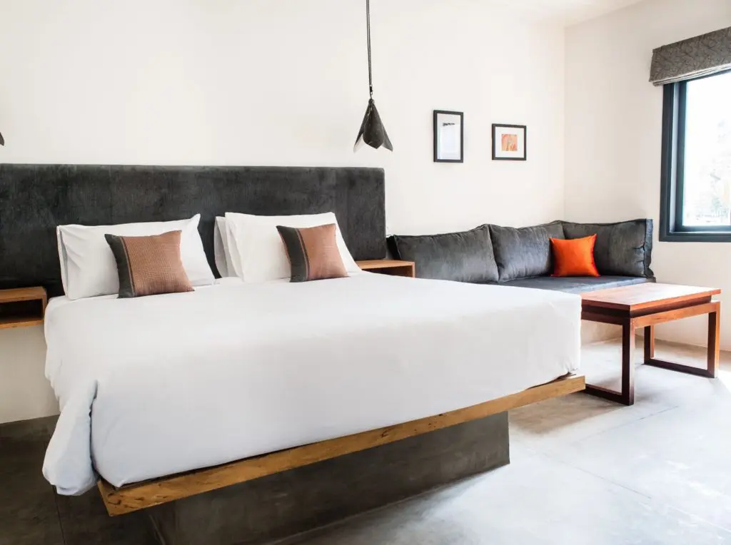 A year in Siem Reap 23 141217-Santa-Clara-02